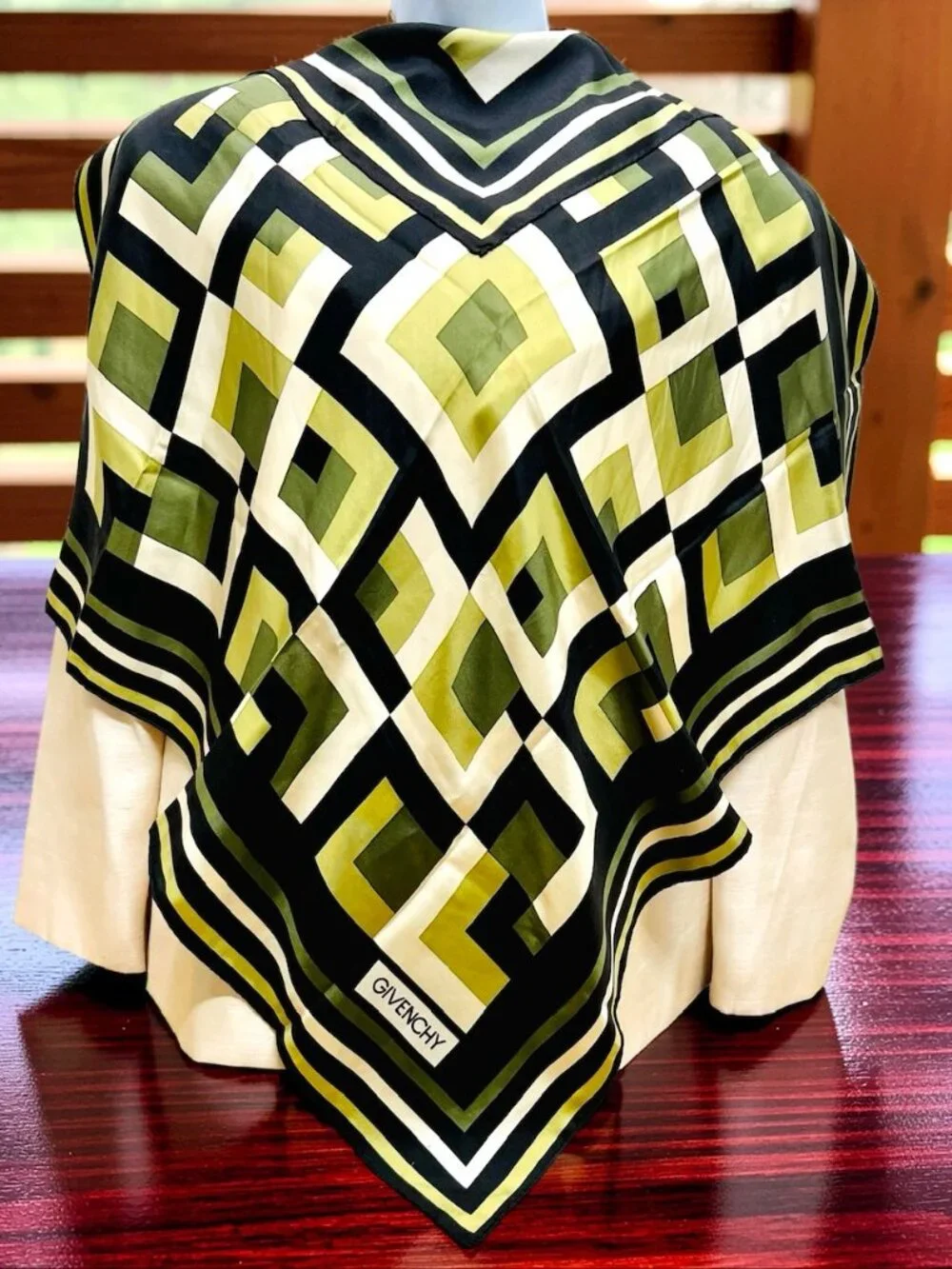 Vintage  Givenchy 100% Silk 31